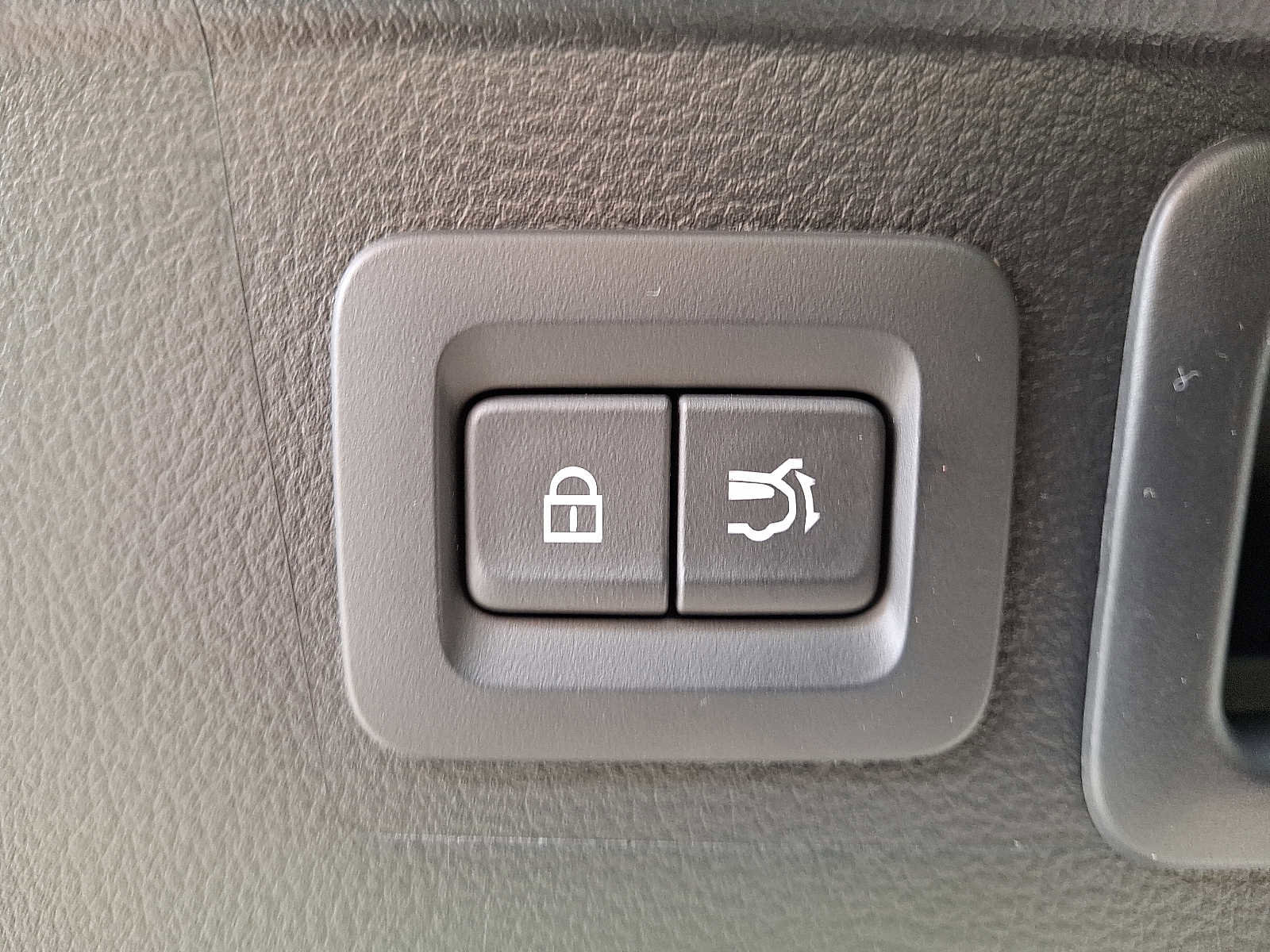 Certified 2025 MAZDA CX-50 AWD 2.5 S image 29