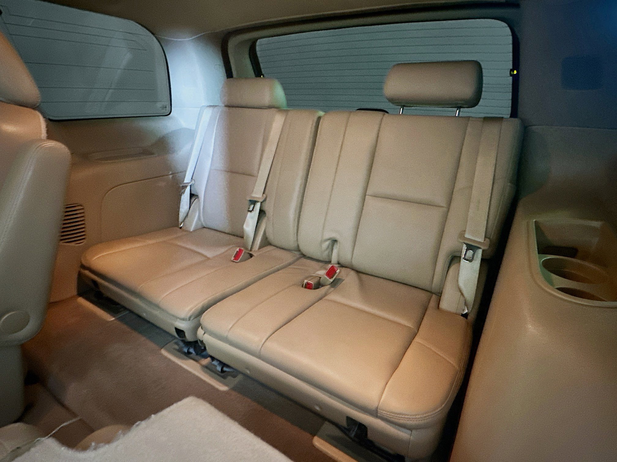 Used 2013 GMC Yukon Denali RWD image 31