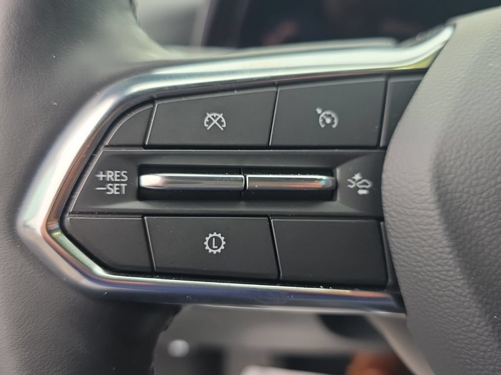 Used 2026 Chevrolet Equinox LT AWD/4WD image 31
