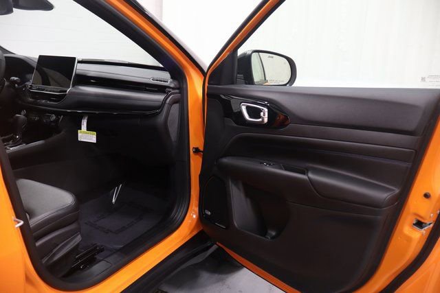 New 2026 Jeep Compass Limited w/ Sun, Sound & Navigation Group image 14