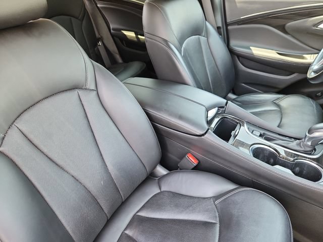 Used 2020 Buick Envision Essence FWD image 20