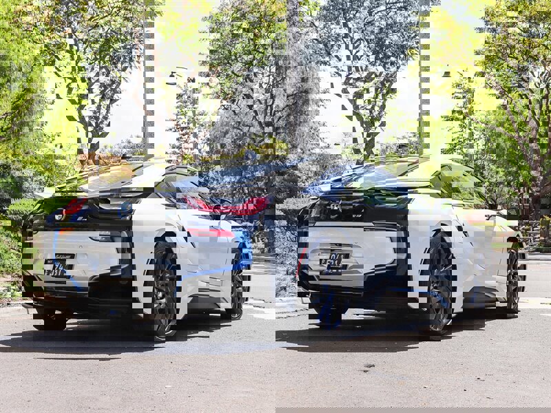 Used 2017 BMW i8 image 7
