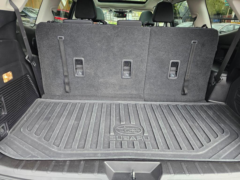 Used 2024 Subaru Ascent Limited w/ Technology Package image 16