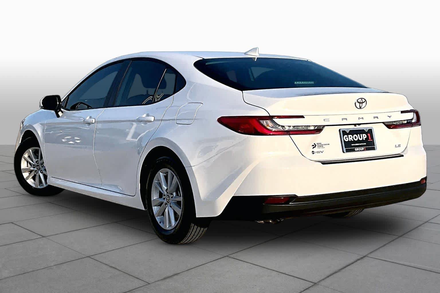 Used 2026 Toyota Camry LE w/ Convenience Package FWD image 12