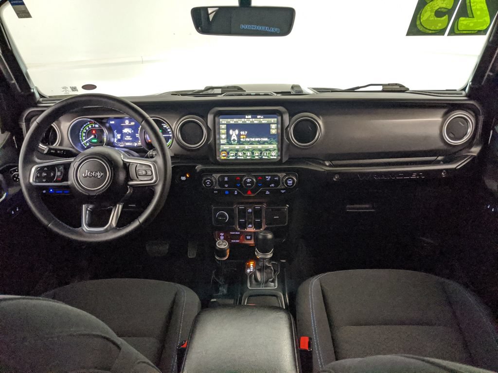 Used 2023 Jeep Wrangler Unlimited Rubicon 4xe AWD/4WD image 7