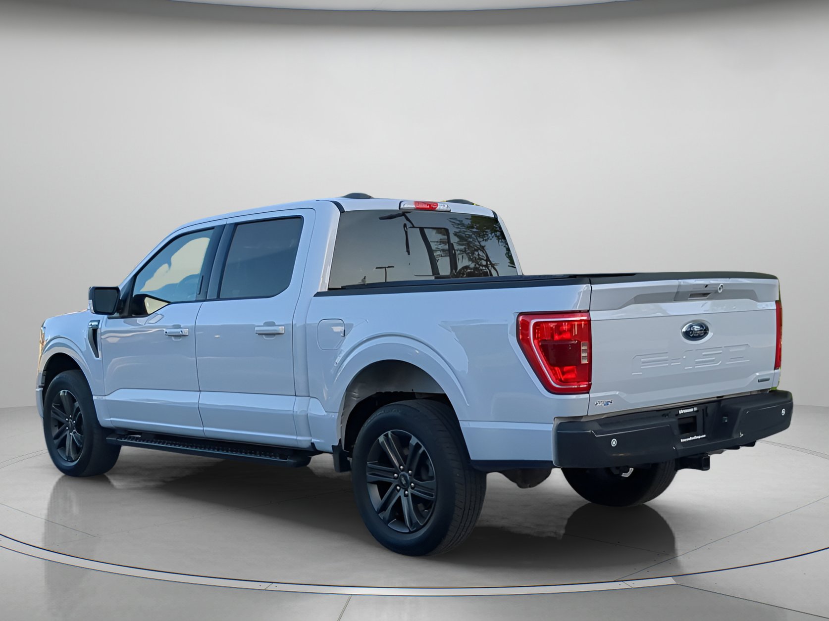 Certified 2022 Ford F150 XLT w/ Equipment Group 302A High image 42