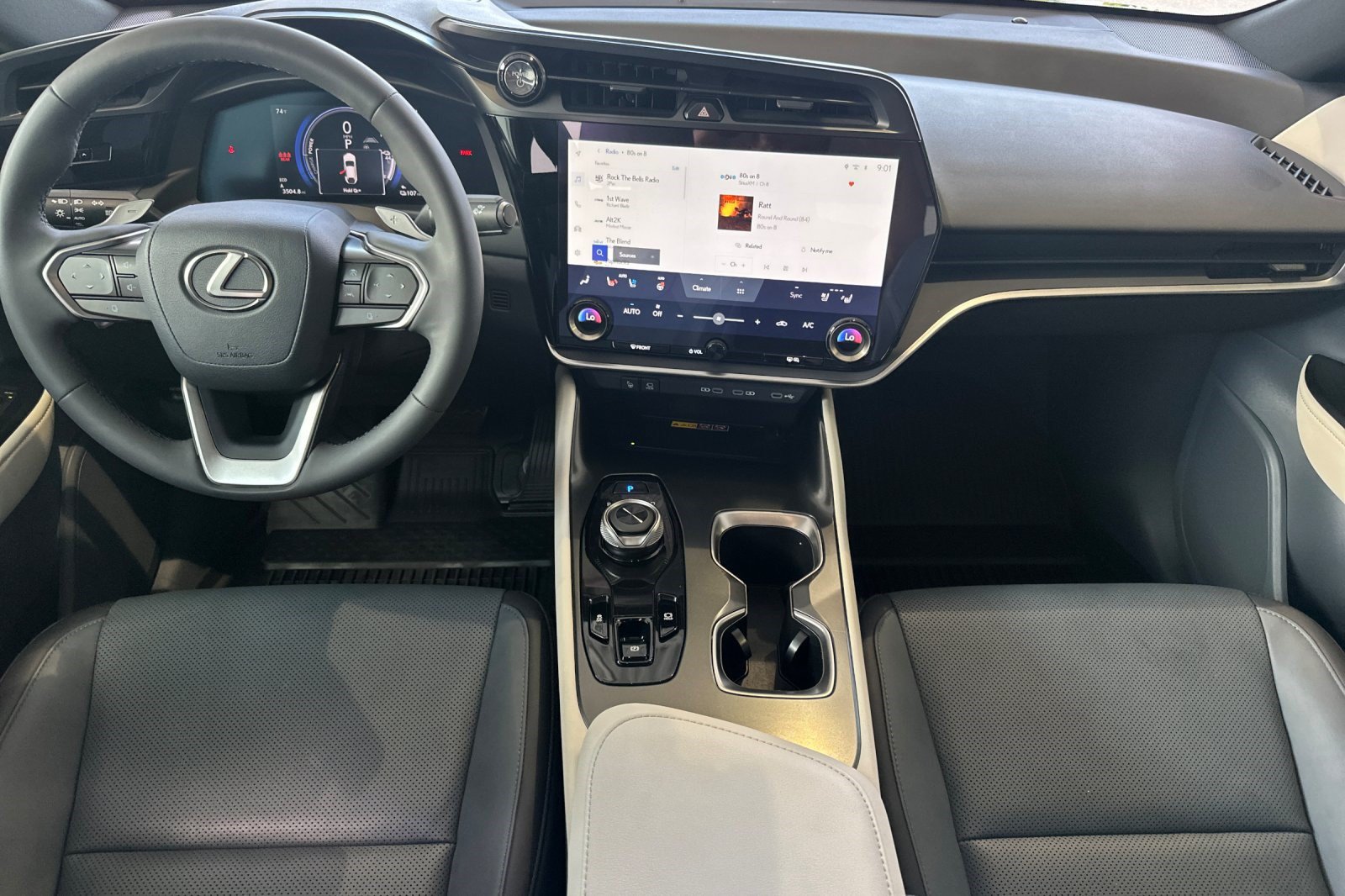 Certified 2023 Lexus RZ 450e Premium w/ Technology Package AWD/4WD image 17