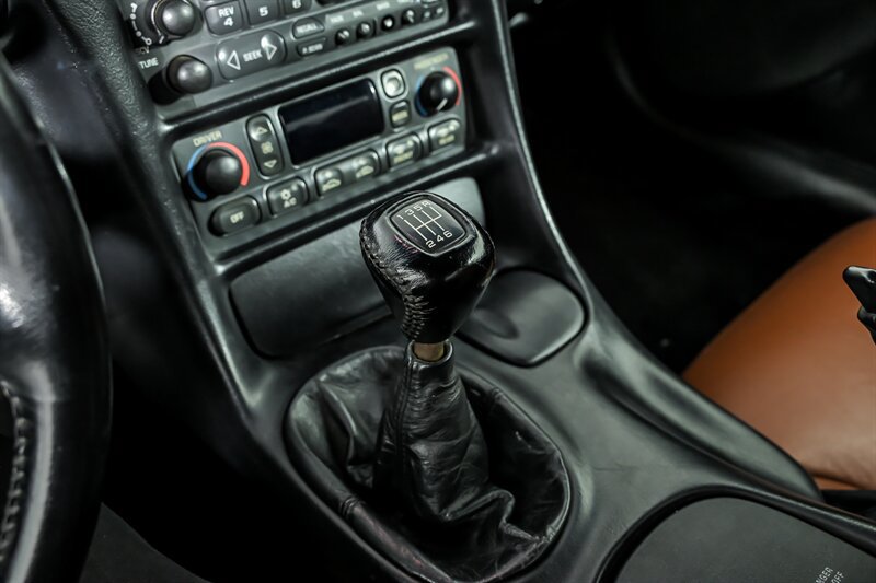 Used 2001 Chevrolet Corvette Z06 w/ Memory Pkg RWD image 23