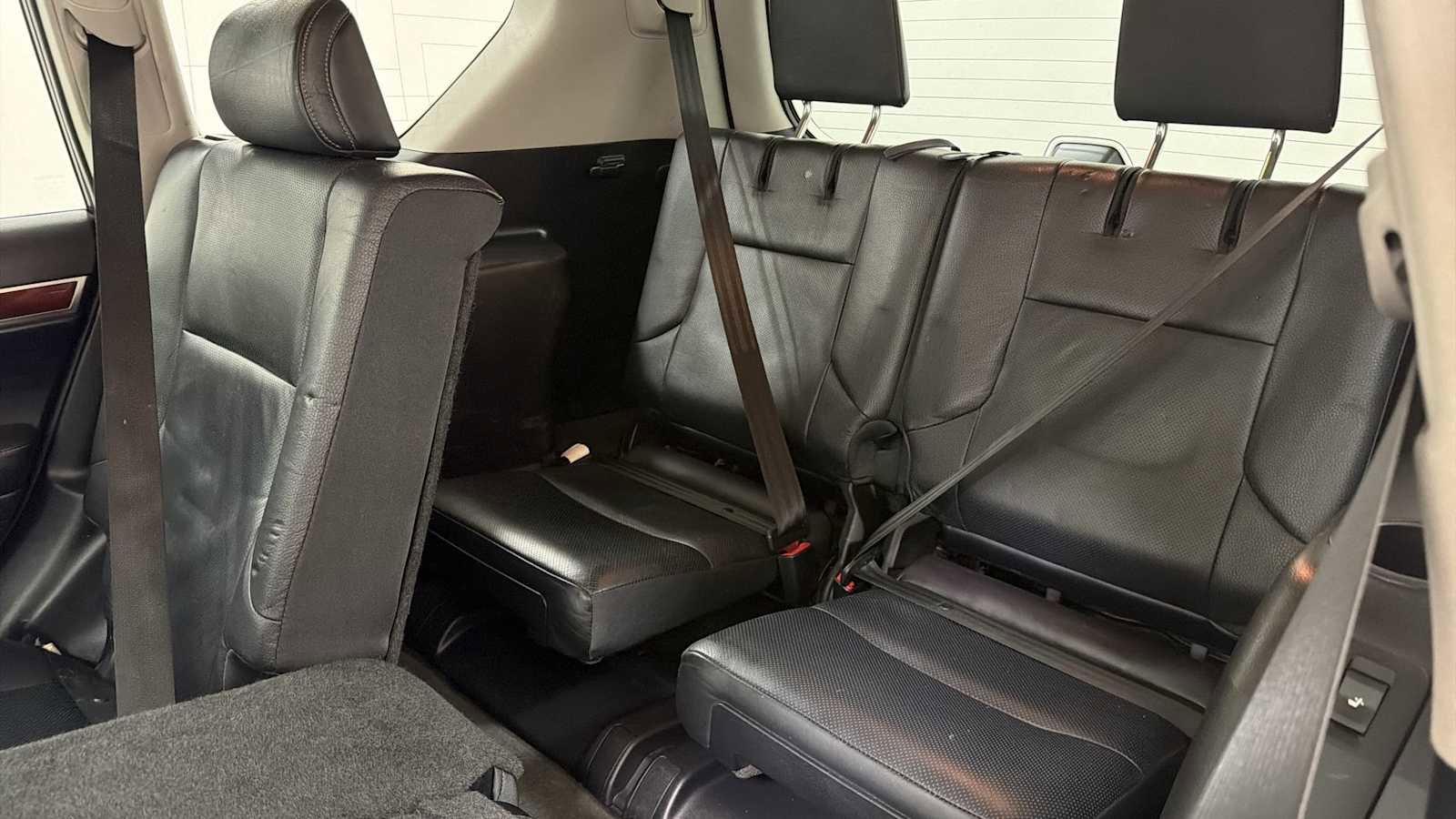 Used 2013 Lexus GX 460 w/ Convenience Pkg image 26