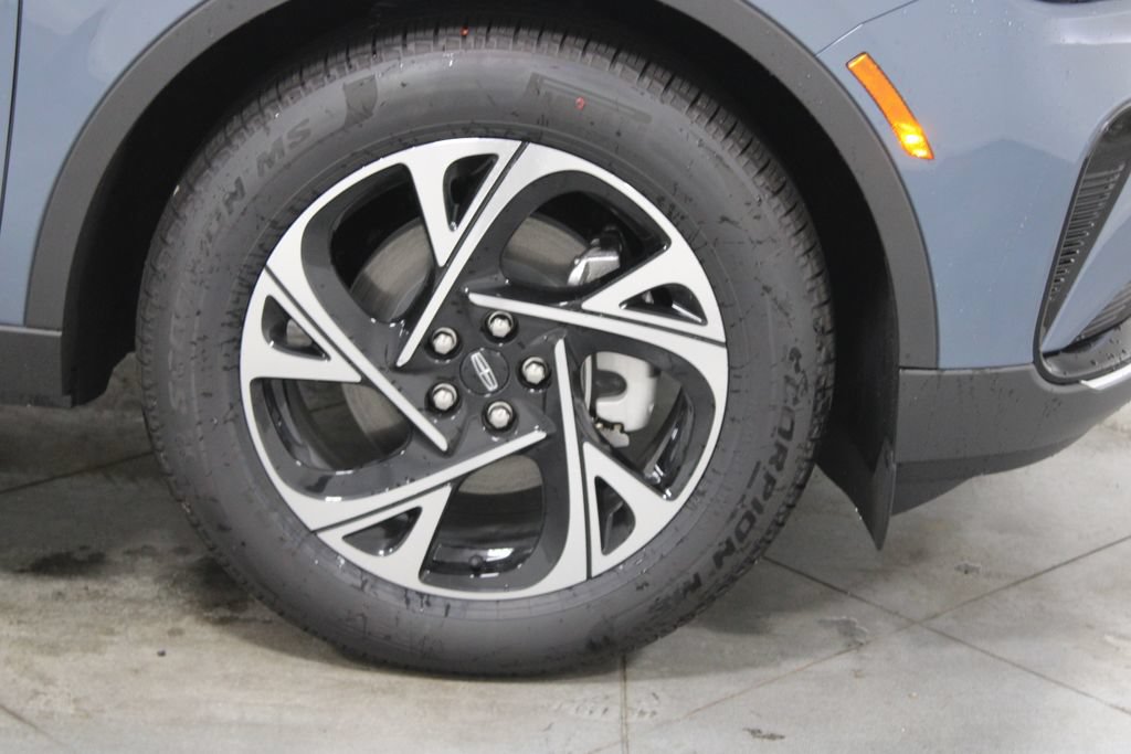 New 2026 Lincoln Nautilus Premier AWD/4WD image 11