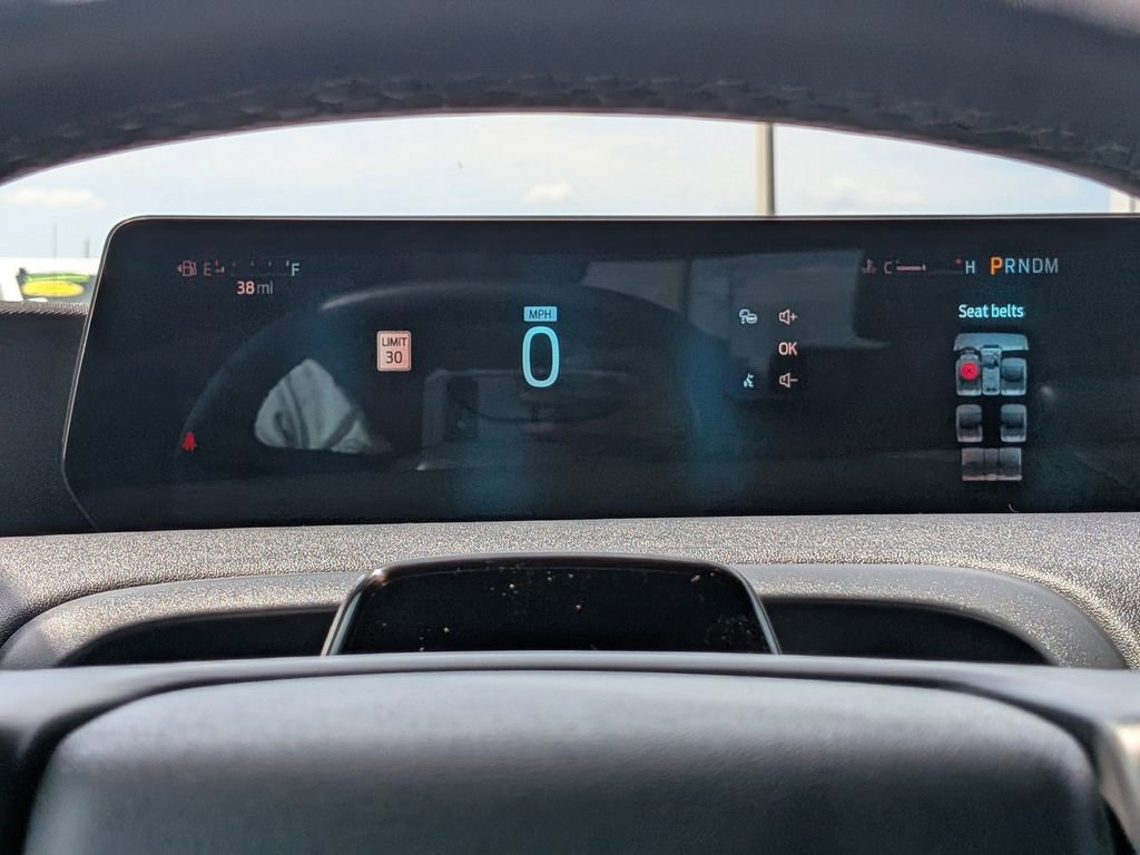 Used 2025 Ford Expedition Platinum w/ Stealth Appearance Package image 30