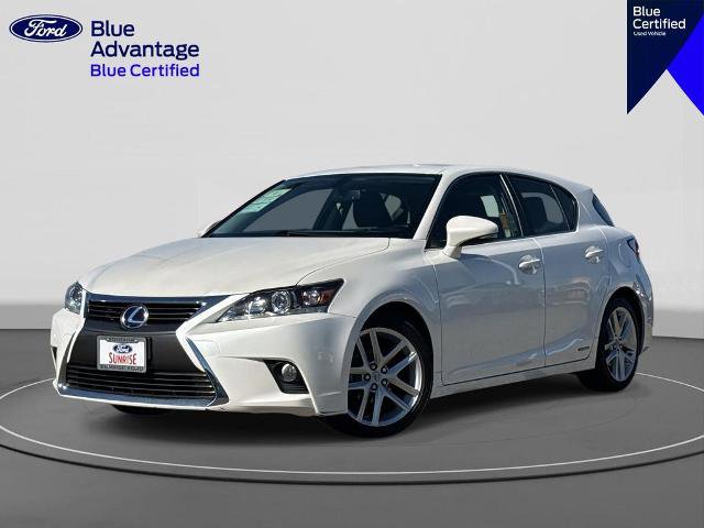Used 2017 Lexus CT 200h image 1