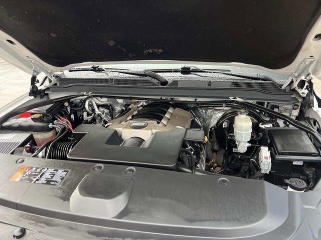 Used 2018 Cadillac Escalade ESV Premium Luxury image 11