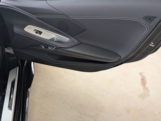Used 2025 Chevrolet Corvette Z06 image 29