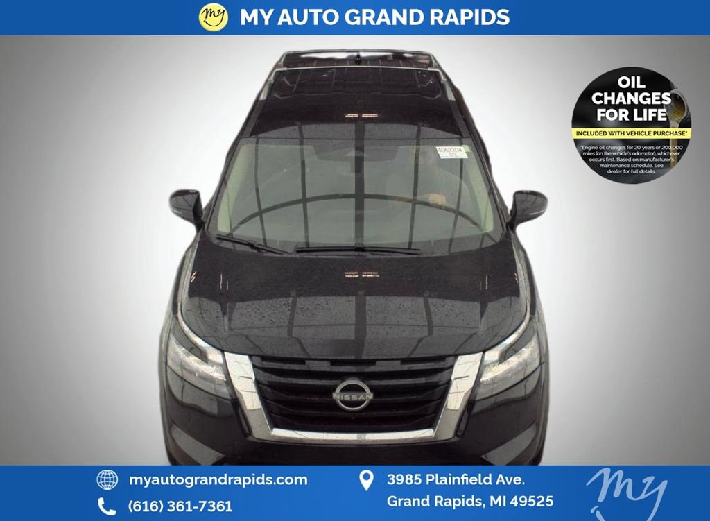 Used 2025 Nissan Pathfinder SL AWD/4WD image 39