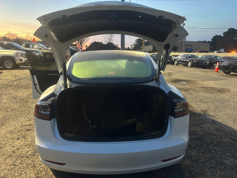 Used 2023 Tesla Model 3 Standard Range image 23