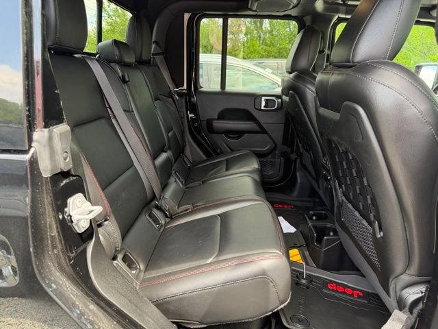 Used 2022 Jeep Gladiator Rubicon w/ Cold Weather Group AWD/4WD image 8