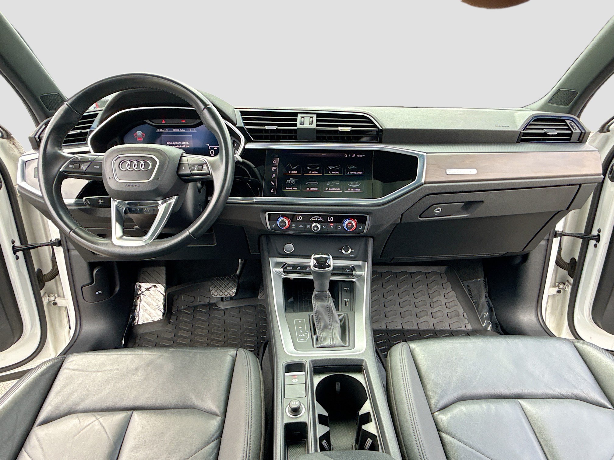 Used 2019 Audi Q3 2.0T Premium Plus AWD/4WD image 3