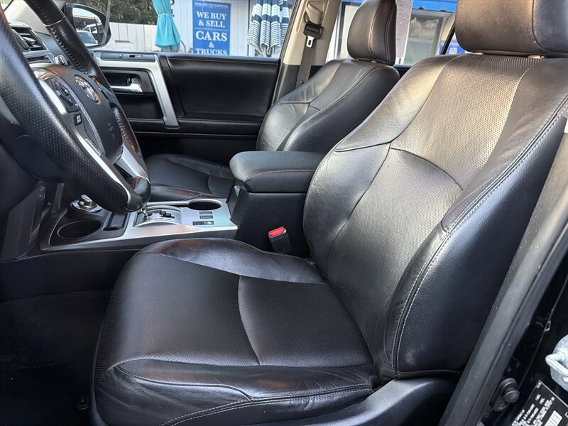 Used 2016 Toyota 4Runner Limited AWD/4WD image 15
