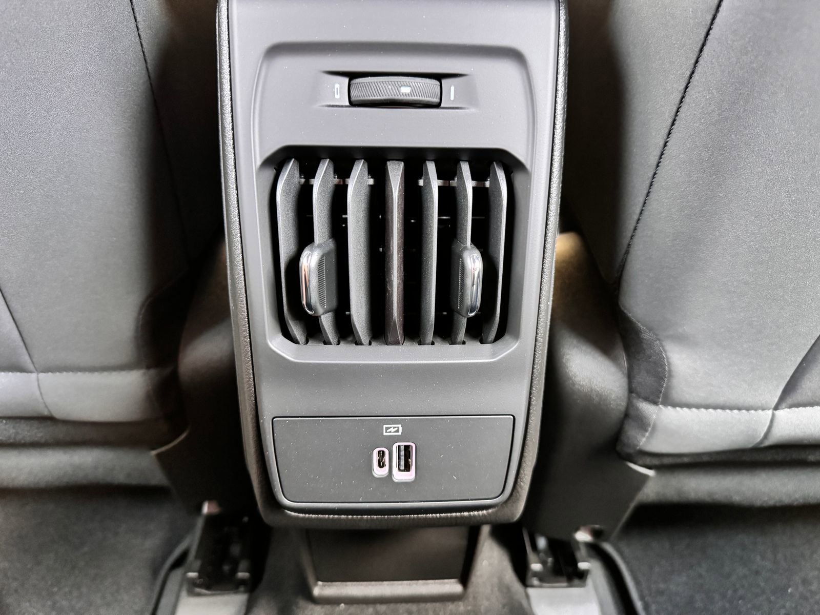 Used 2023 Dodge Hornet GT w/ GT Blacktop Package image 29