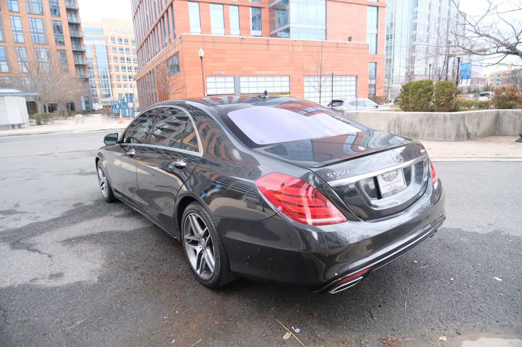 Used 2016 Mercedes-Benz S 550 4MATIC Sedan image 8