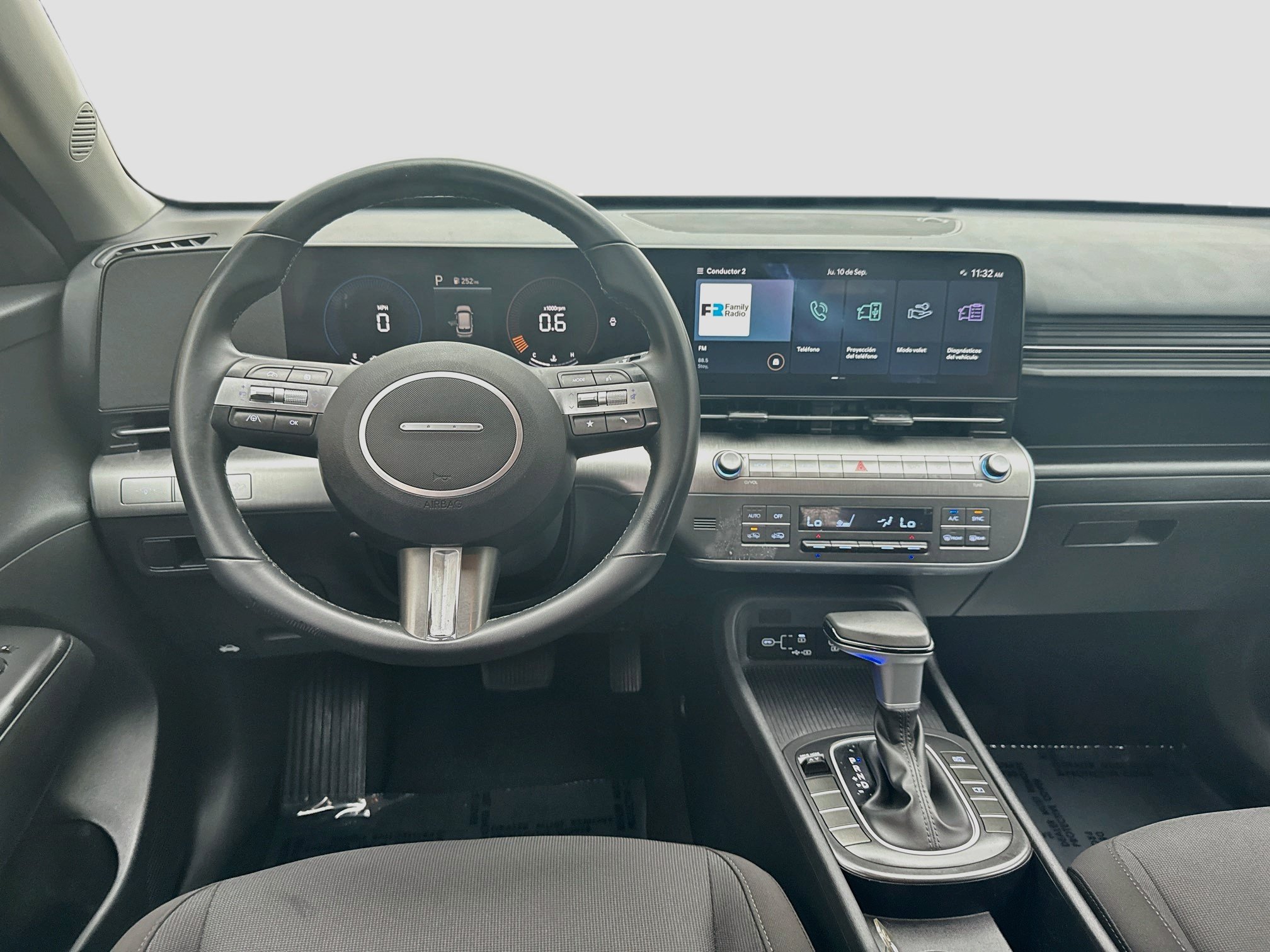 Used 2024 Hyundai Kona SEL FWD image 18