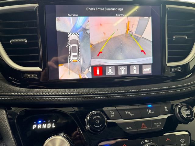 New 2026 Chrysler Pacifica Select image 12