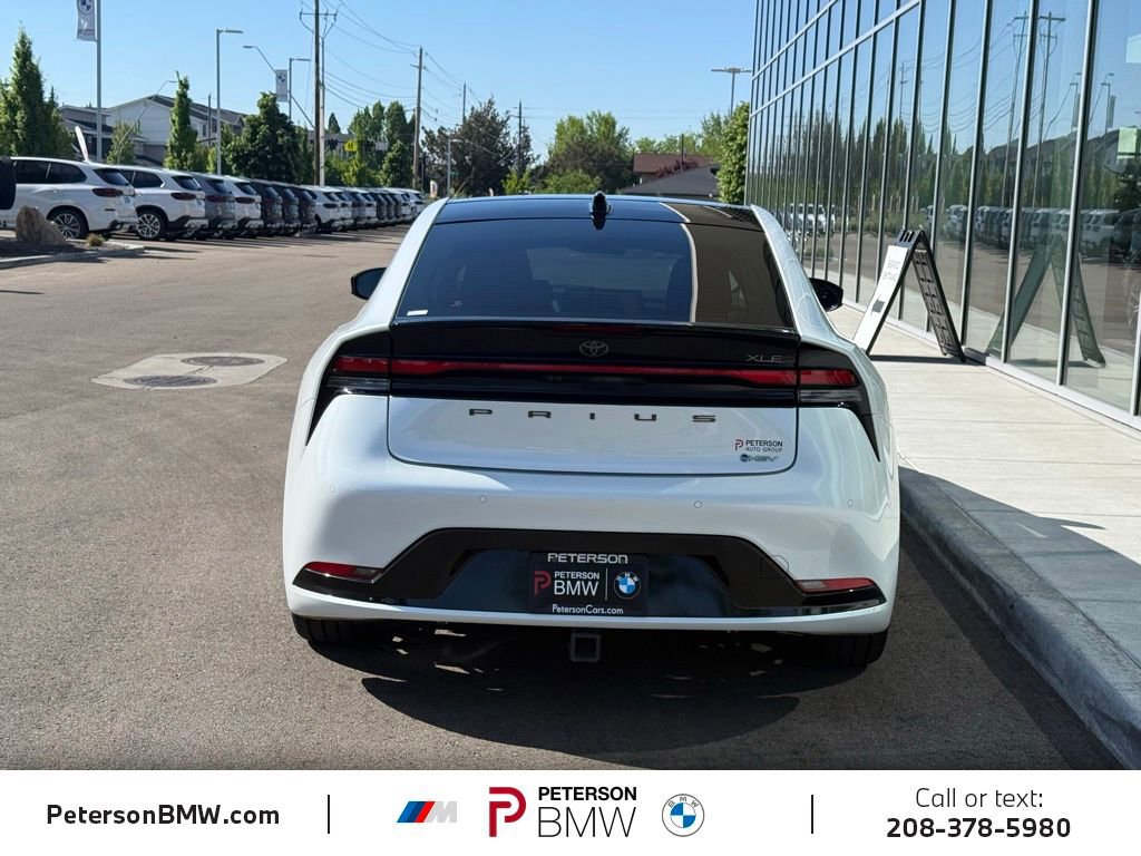 Used 2024 Toyota Prius XLE AWD/4WD image 4