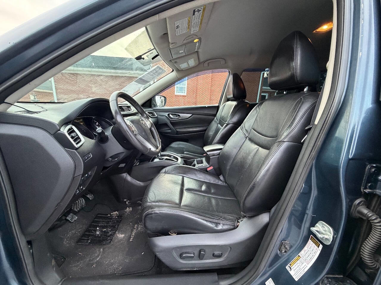 Used 2015 Nissan Rogue SL image 12