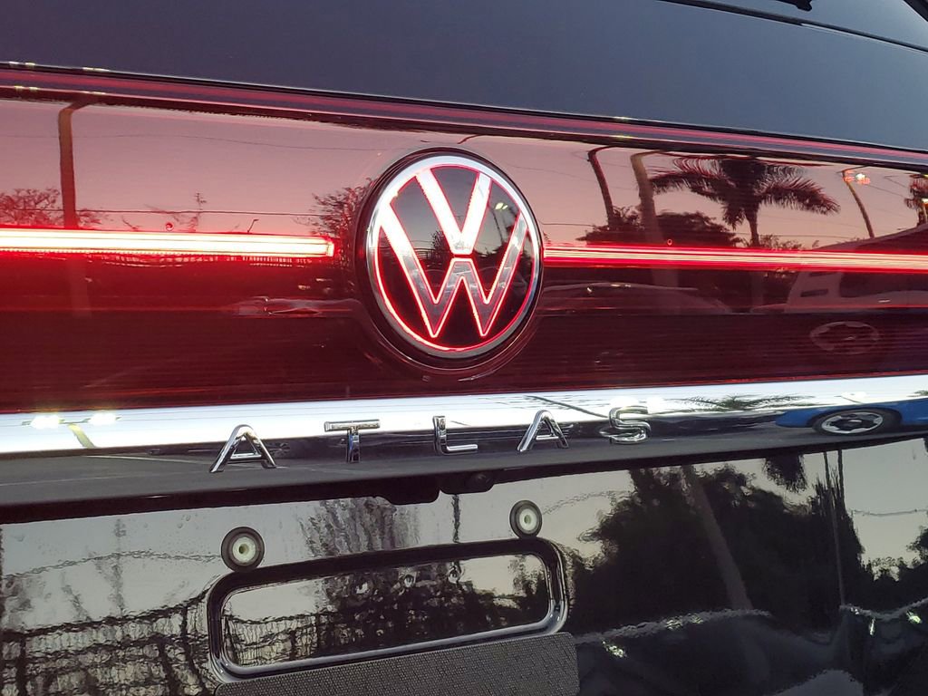 New 2026 Volkswagen Atlas SEL Premium R-Line image 5