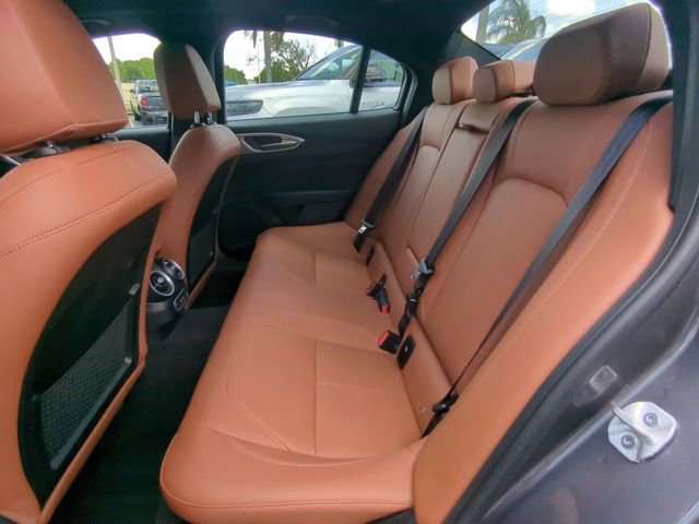 Used 2024 Alfa Romeo Giulia Ti w/ Active Assist Plus Package AWD/4WD image 14