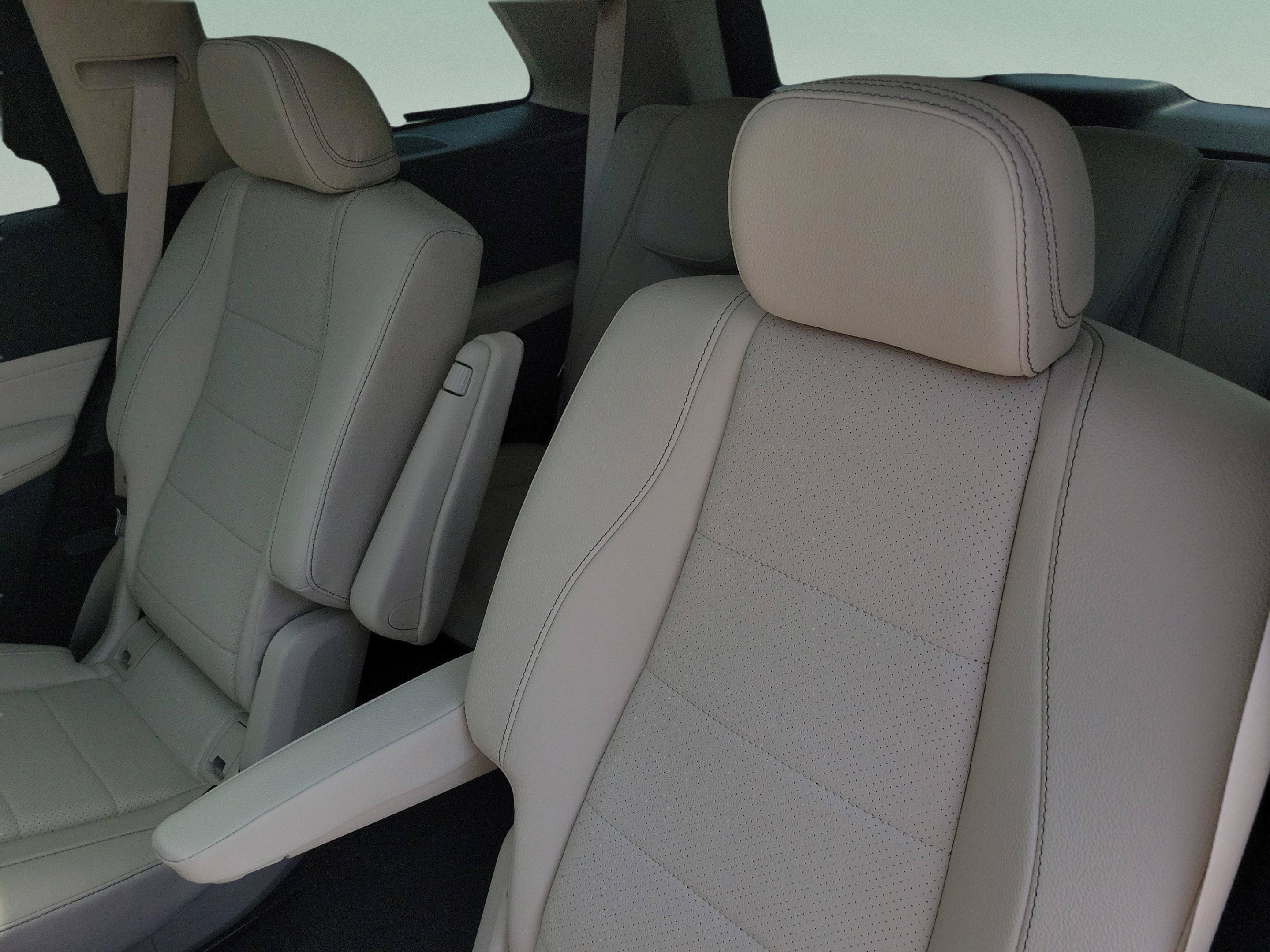Certified 2026 Mercedes-Benz GLS 450 4MATIC image 13