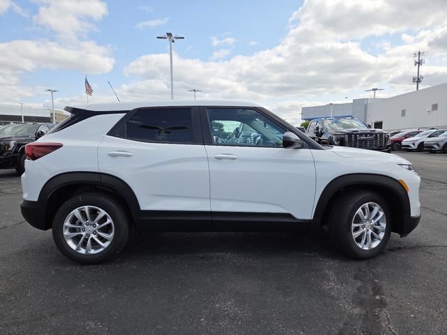 New 2026 Chevrolet TrailBlazer LS w/ LS Convenience Package FWD image 13