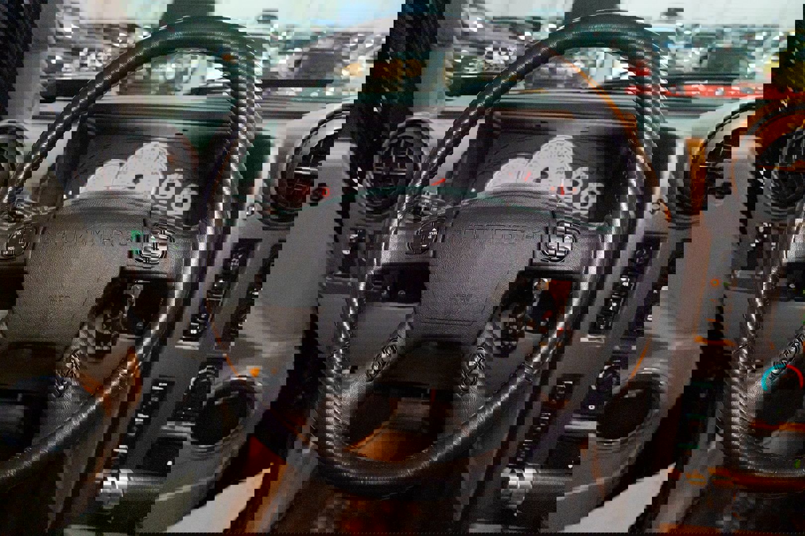 Used 2003 HUMMER H2 w/ Preferred Equipment Group image 49