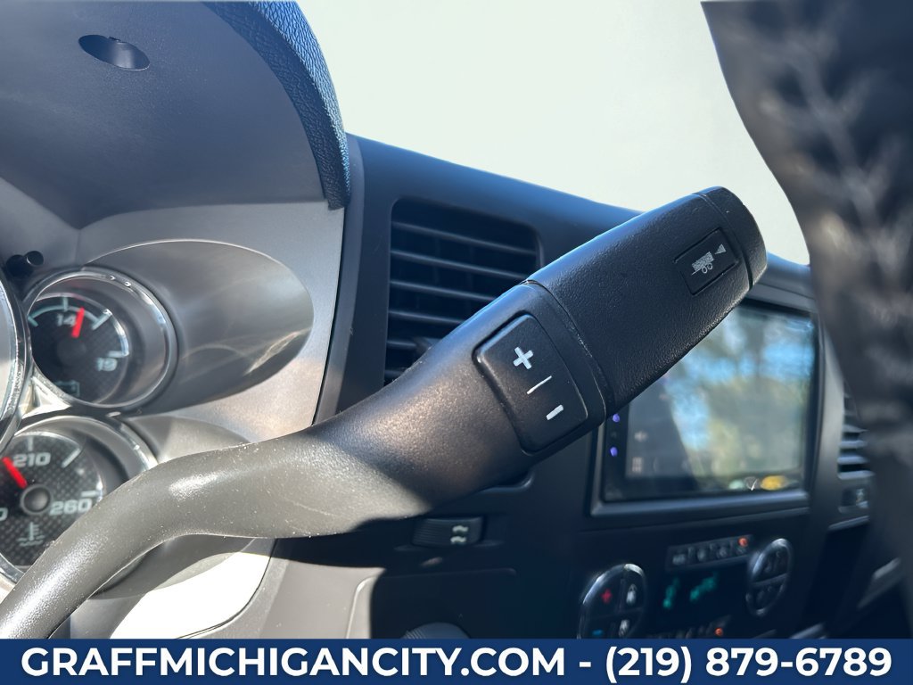 Used 2011 Chevrolet Silverado 1500 LT w/ All-Star Edition AWD/4WD image 17
