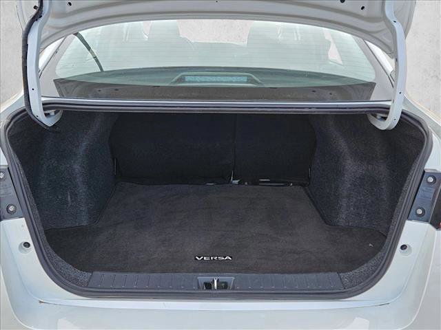 Used 2024 Nissan Versa SV FWD image 6