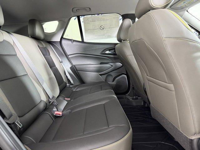 New 2025 Chevrolet Trax ACTIV w/ Sunroof Package image 19