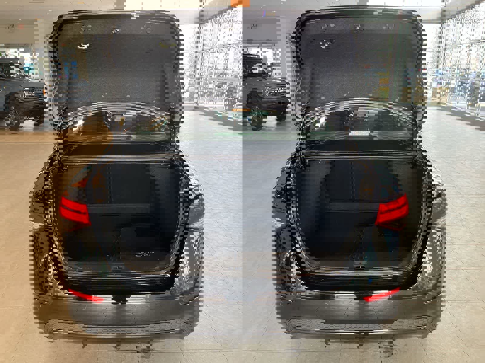 Used 2025 Nissan Sentra SV image 25