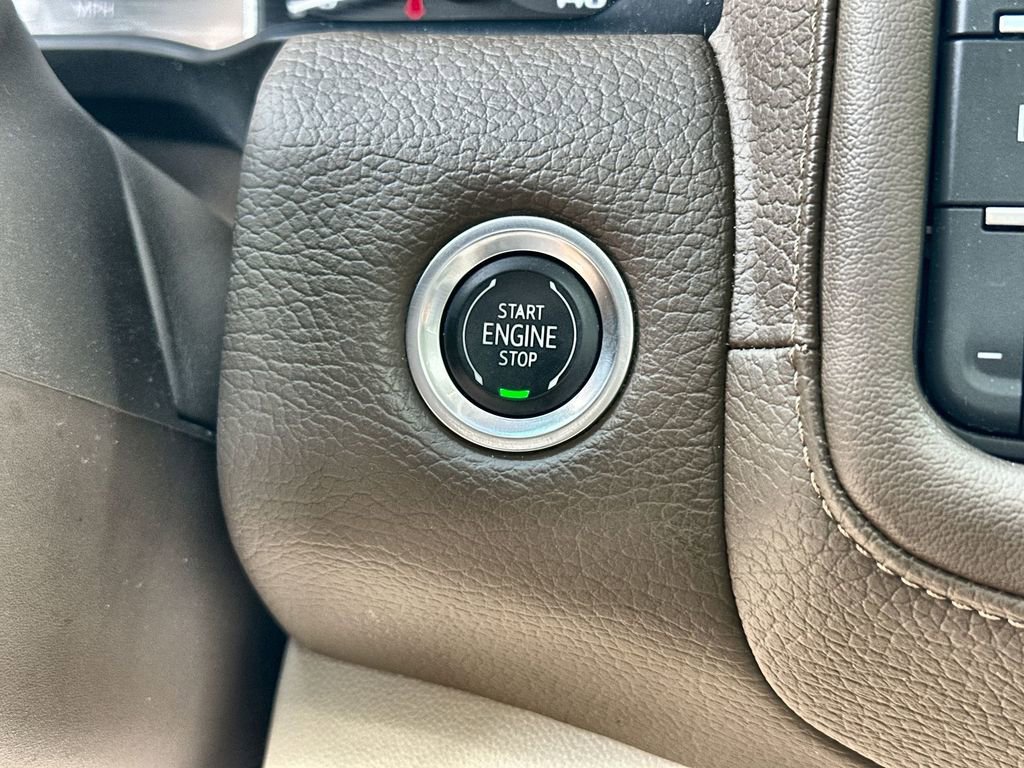 Certified 2021 GMC Yukon Denali w/ Denali Premium Package image 17