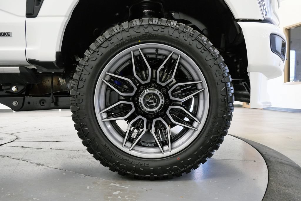 Used 2026 Ford F250 Platinum AWD/4WD image 39