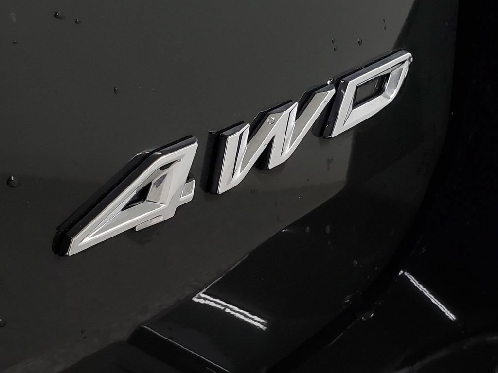 Used 2023 Ford Explorer XLT AWD/4WD image 24