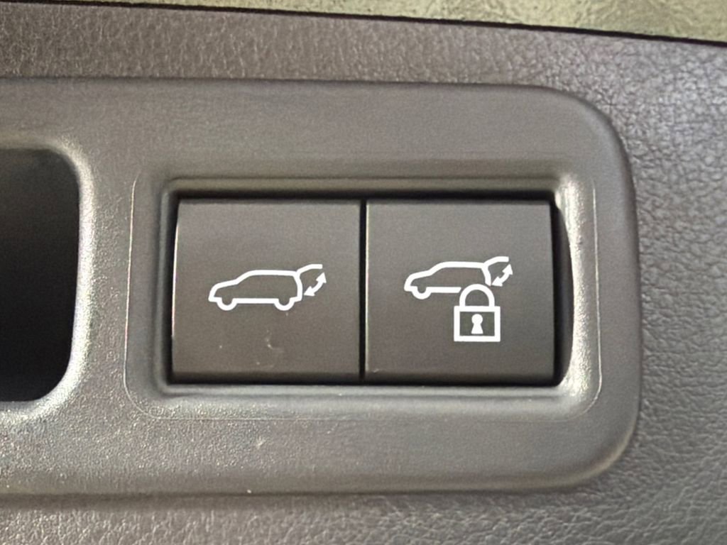 Used 2025 Lexus RX 350 FWD w/ Accessory Package image 19