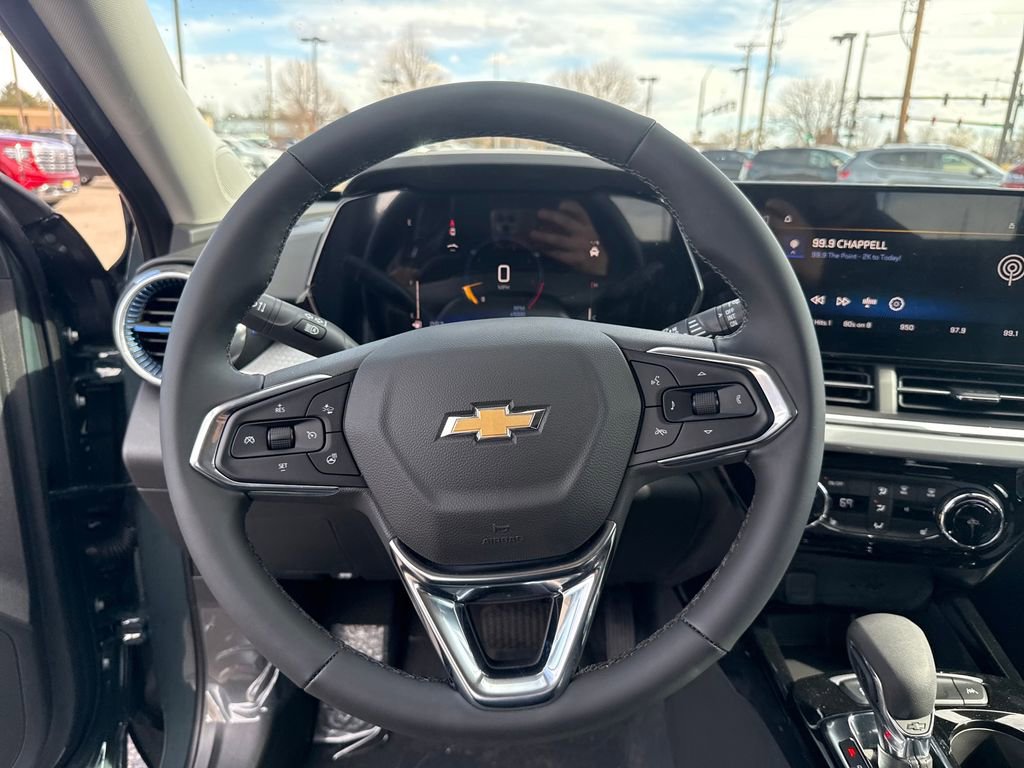 New 2026 Chevrolet Trax LT w/ Driver Confidence Package image 14