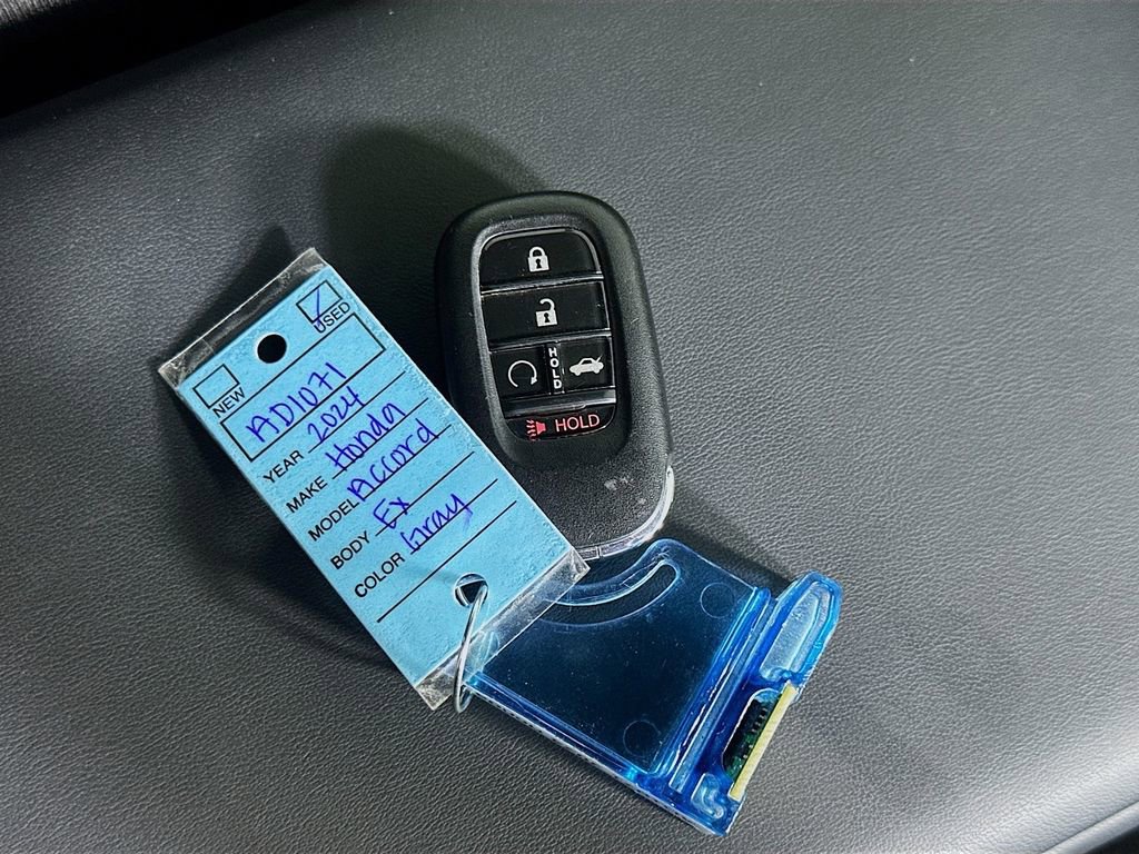 Used 2024 Honda Accord EX image 31
