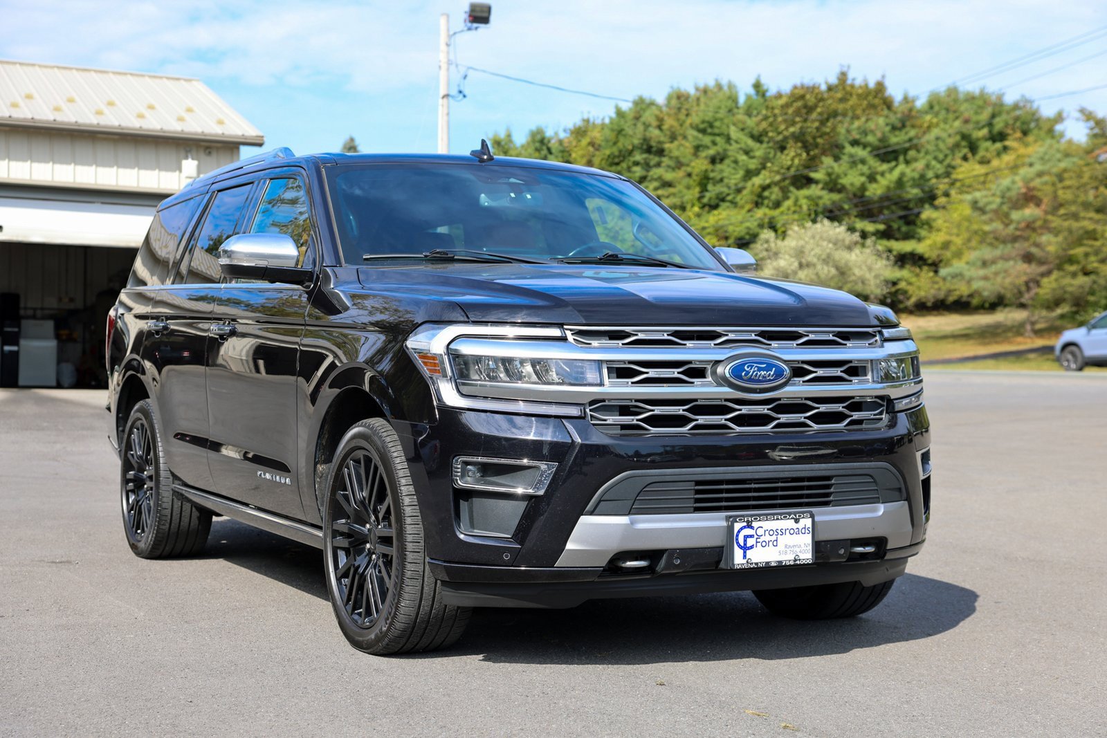 Certified 2022 Ford Expedition Platinum image 4