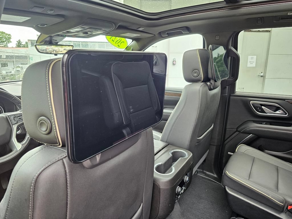 Used 2021 Chevrolet Suburban Premier AWD/4WD image 20