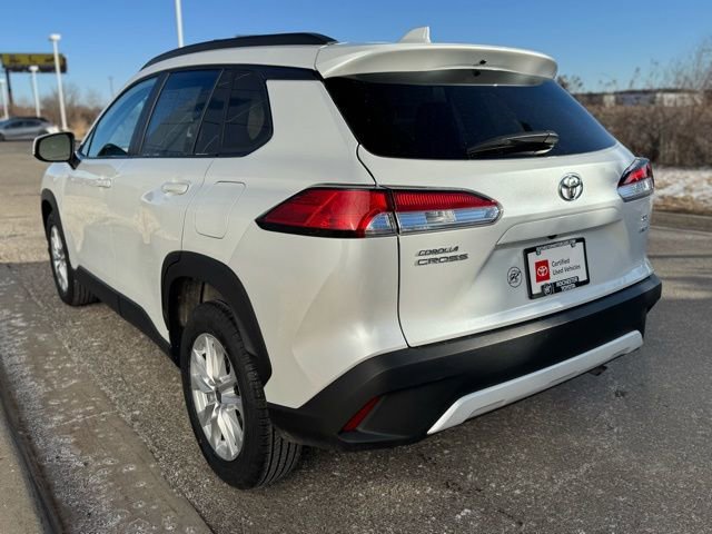 Certified 2022 Toyota Corolla Cross LE image 37