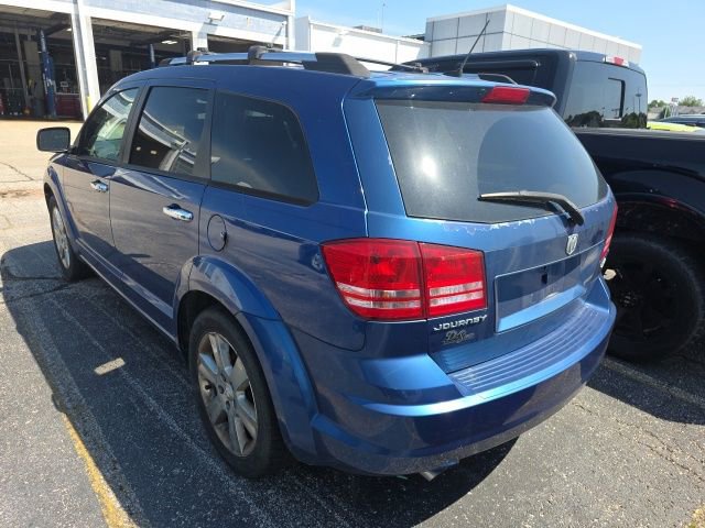 Used 2009 Dodge Journey R/T w/ Flexible Seating Group FWD image 3