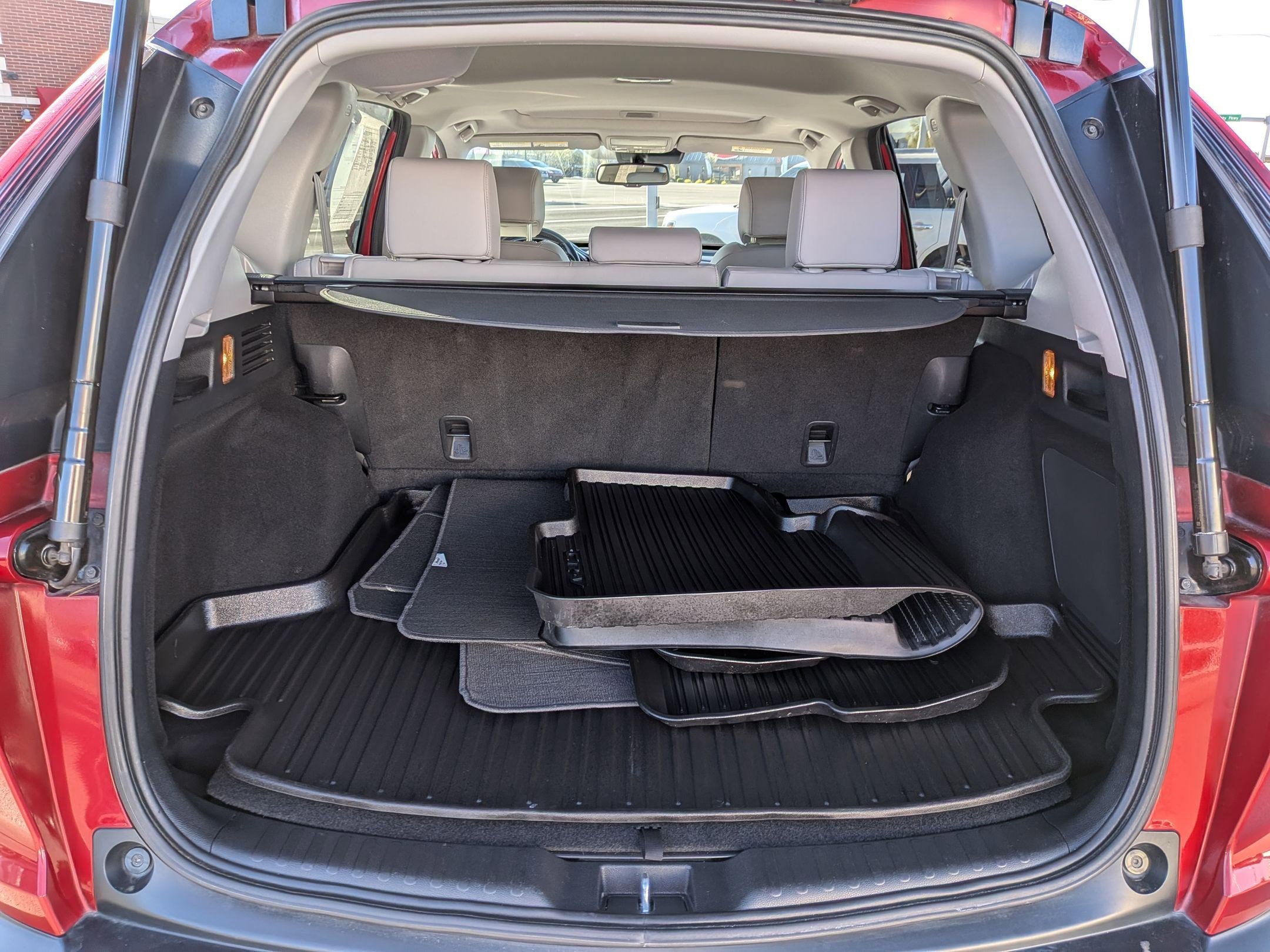 Used 2022 Honda CR-V Touring image 32