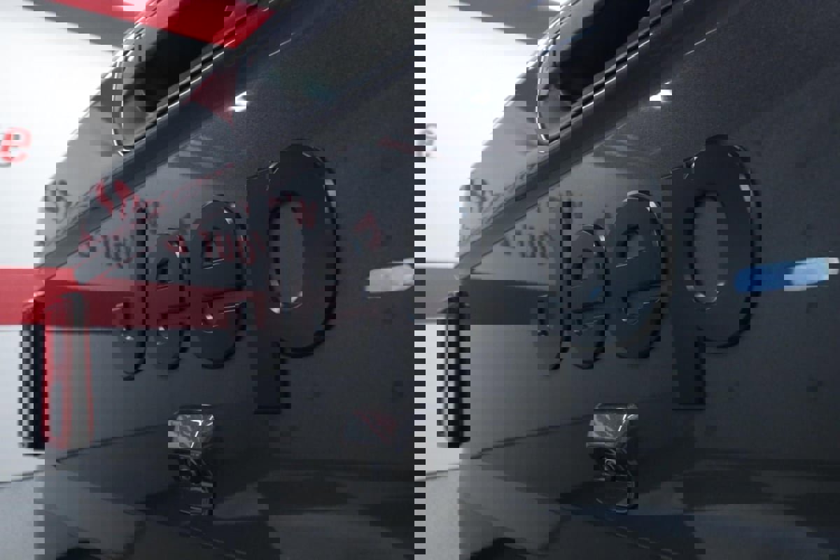 Used 2022 Jeep Gladiator Sport image 30